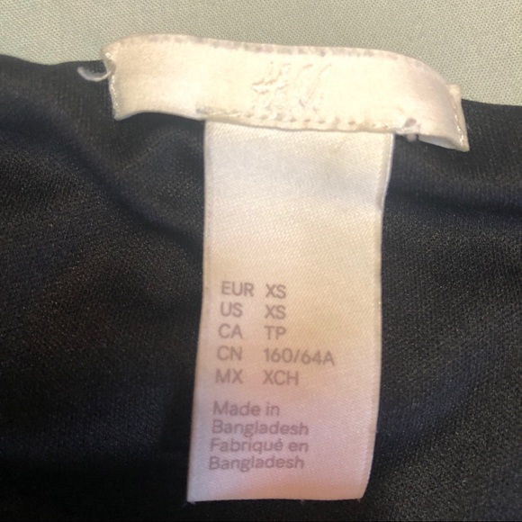 H&M sequins mini skirt - Picture 4 of 9